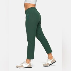Outdoor Voices RecTrek pants in 26” in forest green color